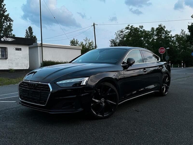 Schwarz Gebraucht 2021 Audi A5 Sportback Comfort Limousine | 26.950 € (Guter Preis) - Bild 1/4
