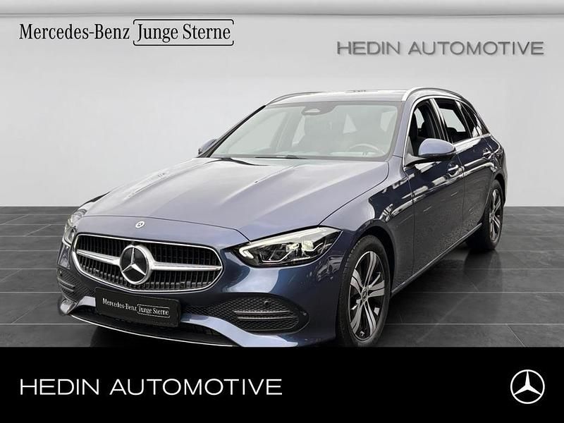 Blau Gebraucht 2024 Mercedes C200 Avantgarde Kombi | 37.979 € (Fairer Preis) - Bild 1/4