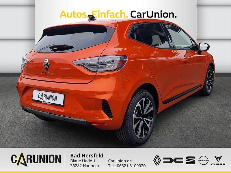 Neu Renault Clio V 91 PS (66 kW) 2025 Valenciaorange metallic Limousine