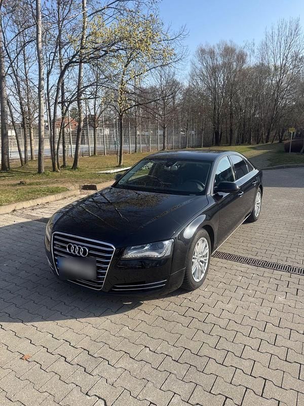 Gebraucht Audi A8 Ambiente 351 PS (258 kW) 2009 Schwarz Limousine
