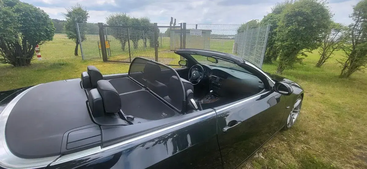 Gebraucht BMW 335 Cabriolet 306 PS (225 kW) 2008 Schwarz Cabrio