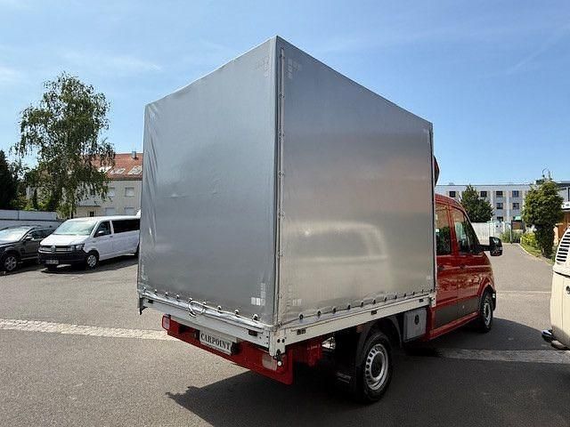 Gebraucht VW Crafter 140 PS (102 kW) 2019 Rot Van