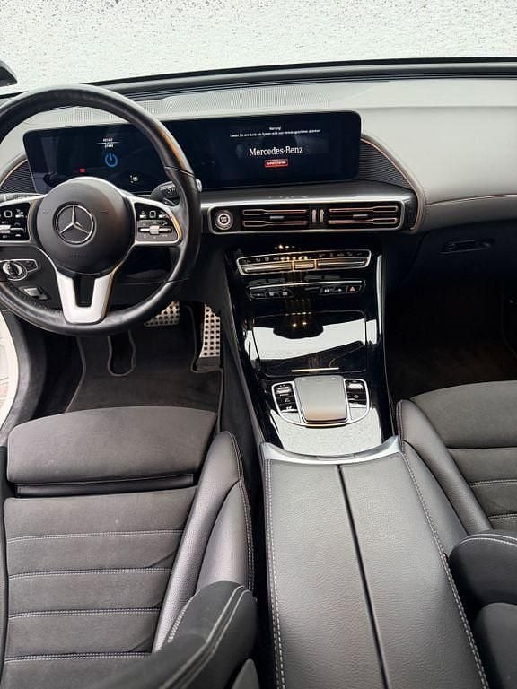 Gebraucht Mercedes EQC400 AMG line 300 kW (408 PS) 2021 Weiß SUV