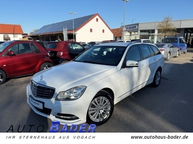 Weiß Gebraucht 2012 Mercedes C200 Elegance Kombi | 13.950 € (Teuer) - Bild 1/4