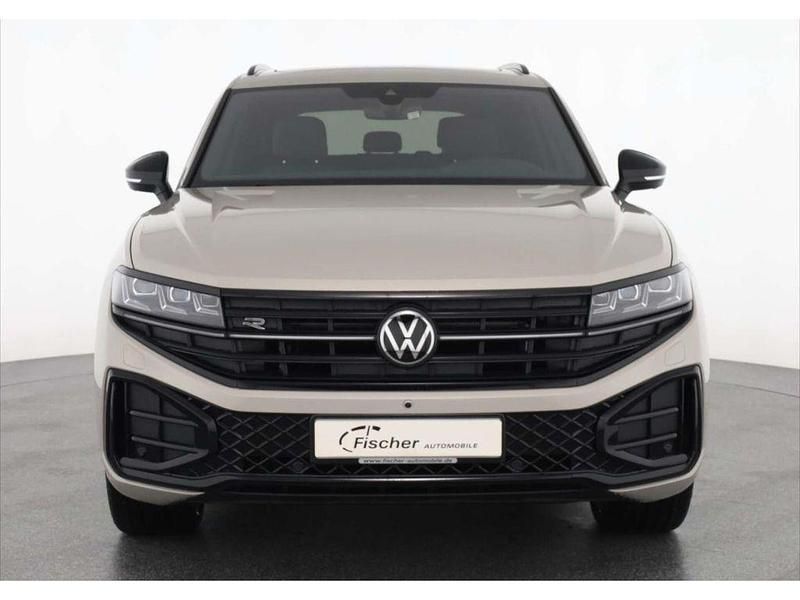Gebraucht VW Touareg Style 286 PS (210 kW) 2025 Sechura beige metallic SUV