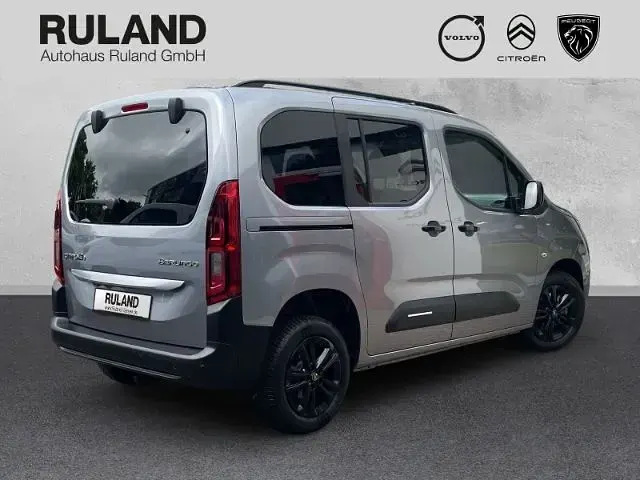 Gebraucht Citroën Berlingo 131 PS (96 kW) 2026 Lack grau artense/typ aussenve Van / Kleinbus