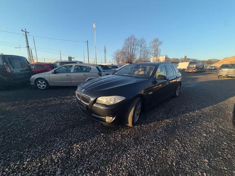 Gebraucht BMW 525 204 PS (150 kW) 2011 Blau Kombi