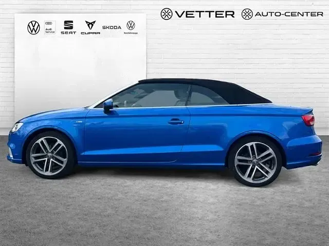 Używany Audi A3 S-Line 116 KM (85 kW) 2018 Niebieski Sedan/Limuzyna