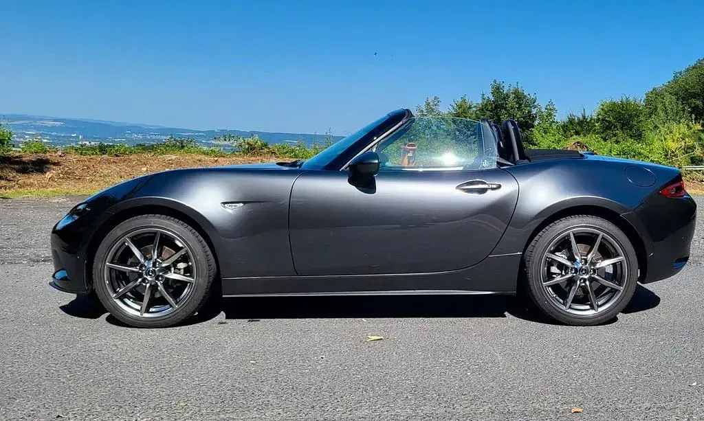 Gebraucht Mazda MX5 Selection 184 PS (135 kW) 2022 Silber Cabrio