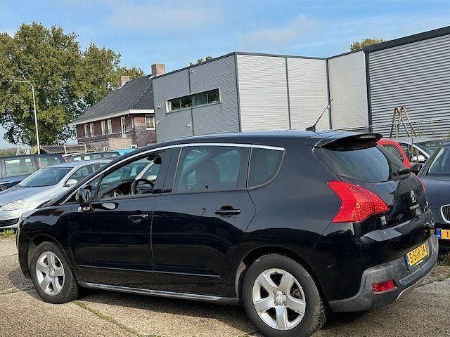 Gebraucht Peugeot 3008 2013 Schwarz Van / Kleinbus