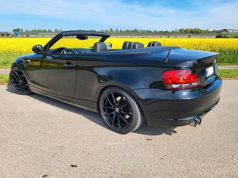 Gebraucht BMW 125 Cabriolet Performance 218 PS (160 kW) 2010 Schwarz Cabrio