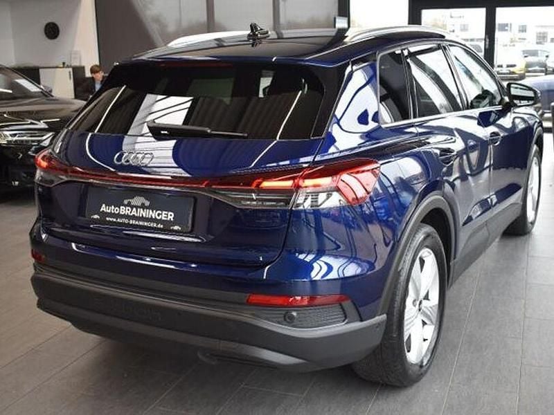 Gebraucht Audi Q4 e-tron S-Line 150 kW (204 PS) 2023 Blau SUV