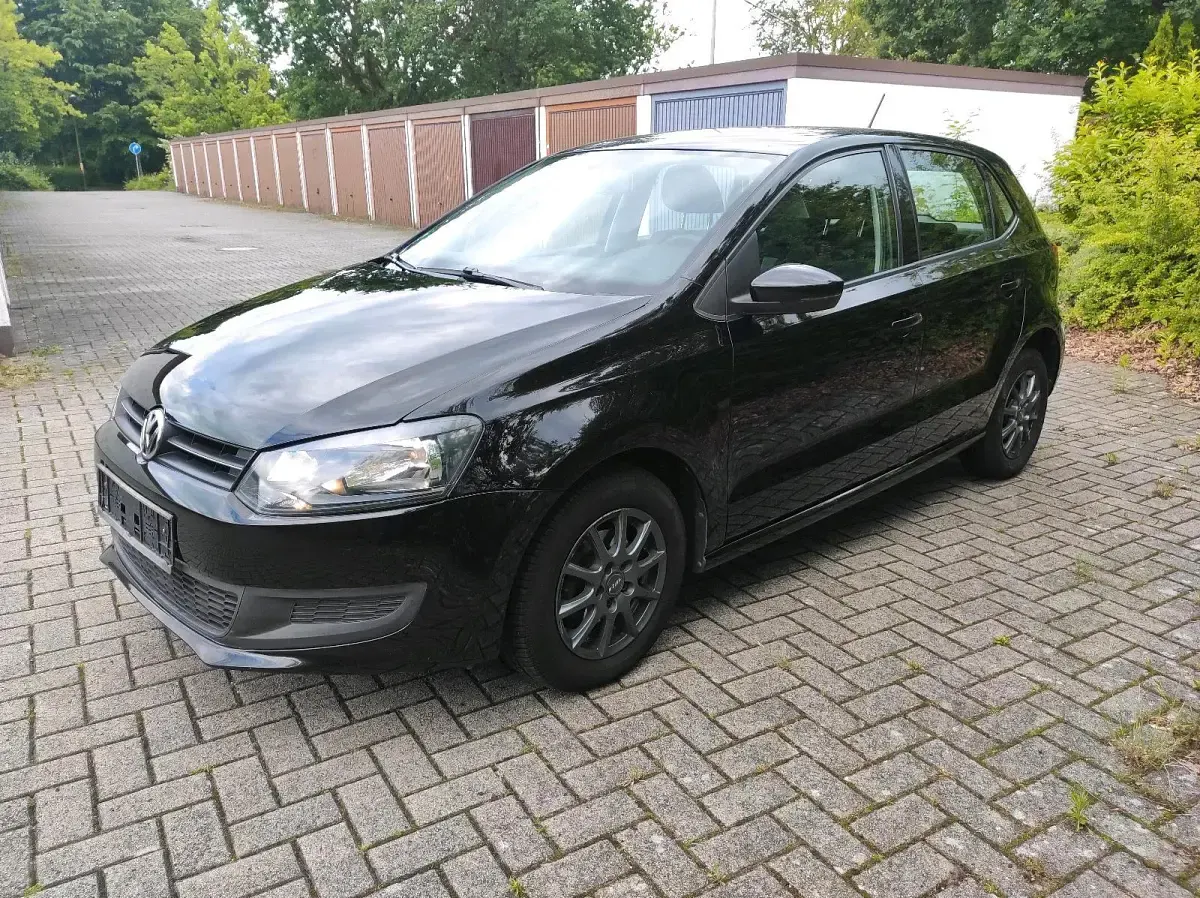 Gebraucht VW Polo 60 PS (44 kW) 2009 Schwarz Kleinwagen