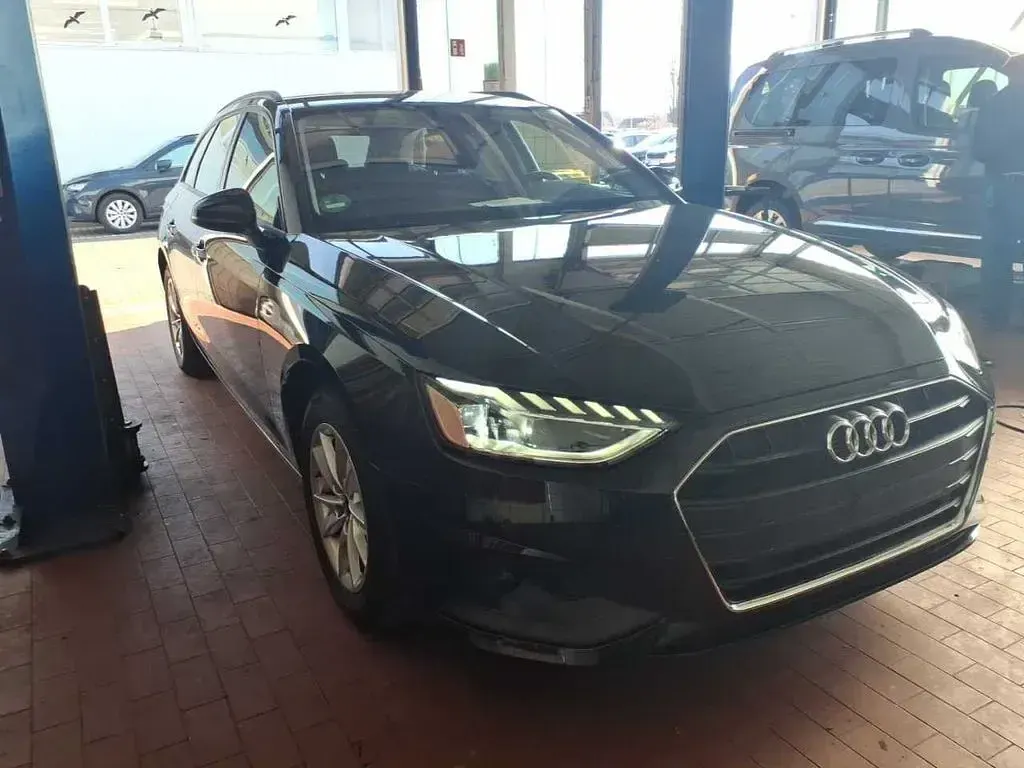 Usata Audi A4 163 CV (119 kW) 2023 Nero Station wagon