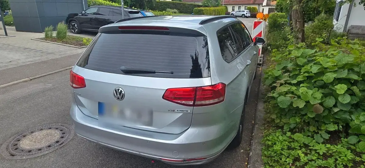 Gebraucht VW Passat Comfortline 125 PS (91 kW) 2016 Grau Kombi