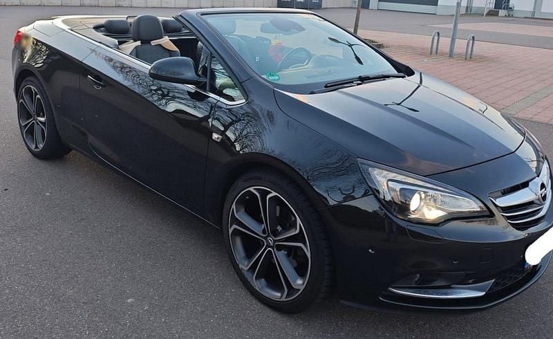 Gebraucht Opel Cascada Innovation 170 PS (125 kW) 2015 Schwarz Cabrio