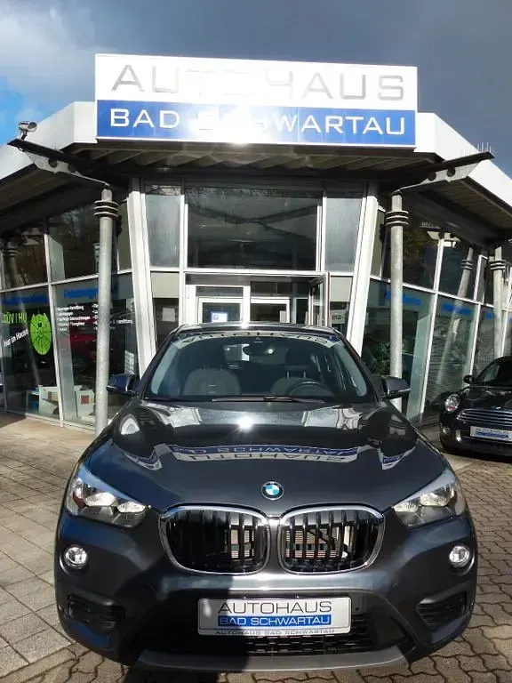 Gebraucht BMW X1 Advantage 192 PS (141 kW) 2017 Grau SUV
