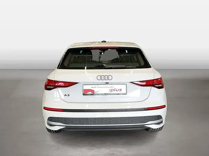 Gebraucht Audi A3 Advanced 150 PS (110 kW) 2025 Weiß Limousine