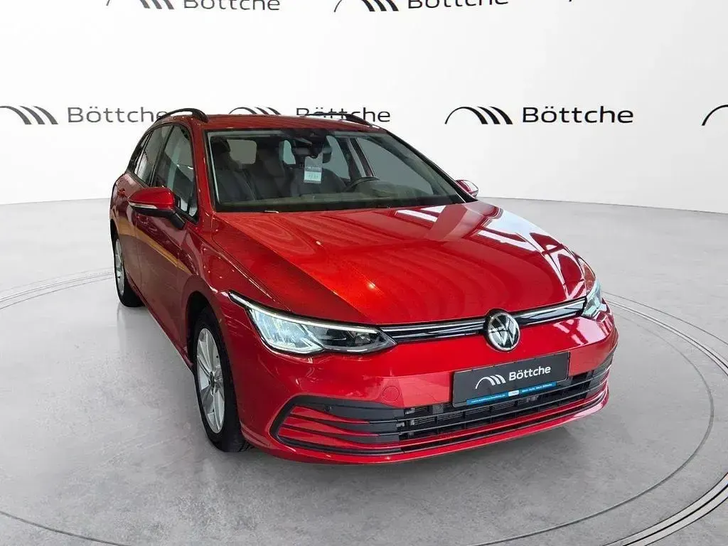 Gebraucht VW Golf VII IQ Drive 150 PS (110 kW) 2021 Rot Limousine