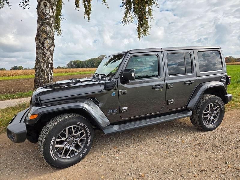 Grau Gebraucht 2021 Jeep Wrangler SUV | 48.500 € (Superpreis) - Bild 1/4