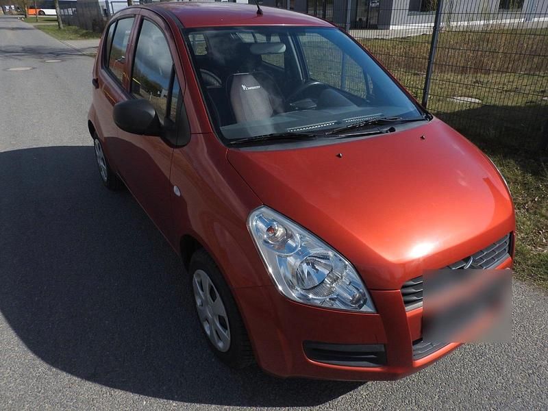 Gebraucht Suzuki Splash 65 PS (47 kW) 2009 Orange Kleinwagen