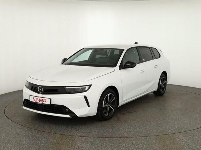 Weiss Gebraucht 2024 Opel Astra Edition Kombi | 23.990 € (Guter Preis) - Bild 1/4
