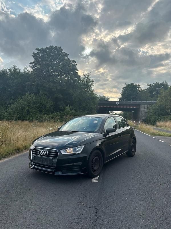 Schwarz Gebraucht 2017 Audi A1 Kleinwagen | 6.900 € (Superpreis) - Bild 1/4