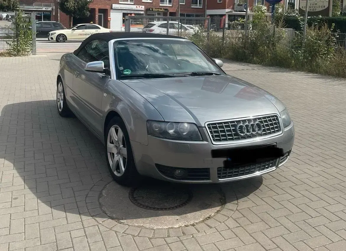 Gebraucht Audi Cabriolet 163 PS (119 kW) 2004 Grau Cabrio