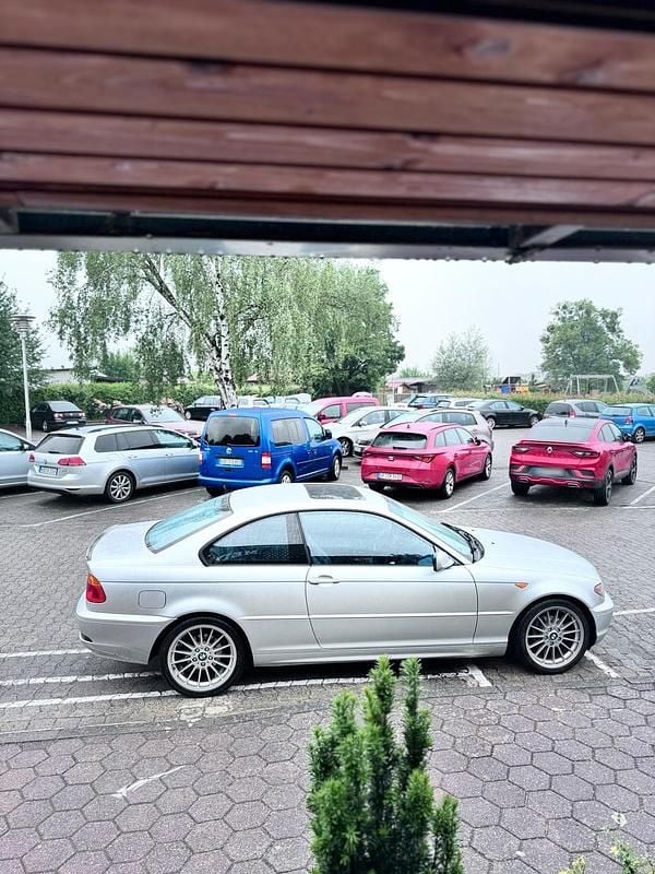 Second-hand BMW 318 143 CP (105 kW) 2003 Argintiu Coupe