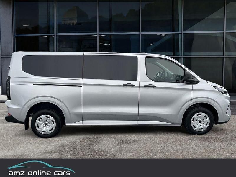 Neu Ford Transit Custom Trend 150 PS (110 kW) 2025 Silber Kombi