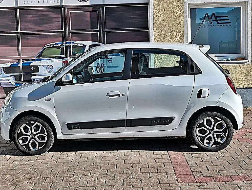 Gebraucht Renault Twingo 73 PS (53 kW) 2020 Weiß Kleinwagen