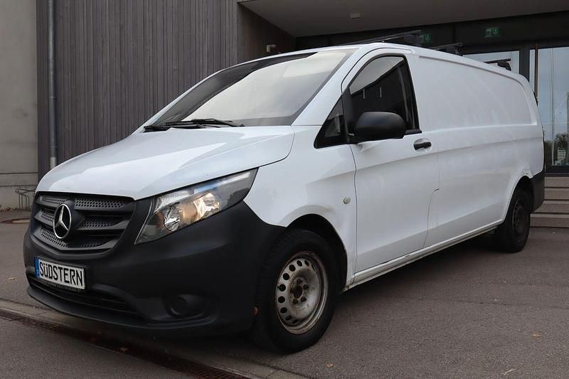 Weiß Gebraucht 2015 Mercedes Vito Van / Kleinbus | 8.990 € (Superpreis) - Bild 1/4