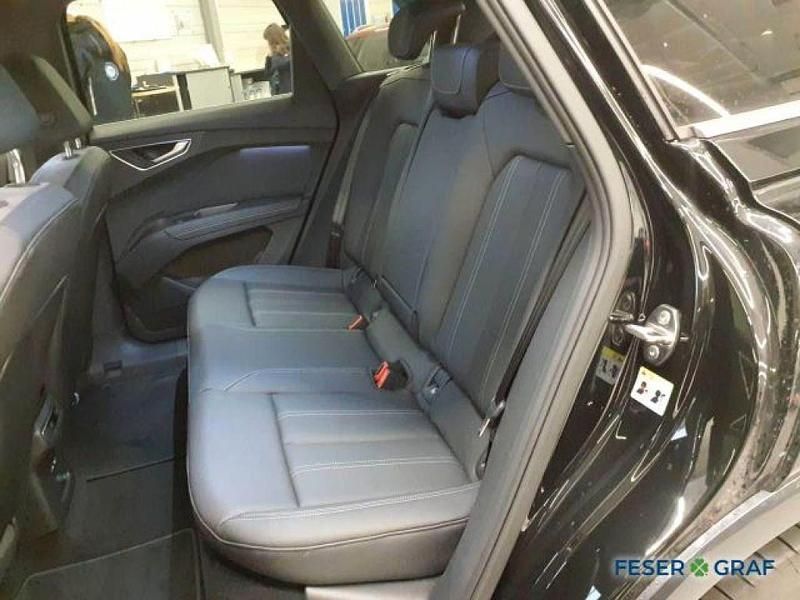 Gebraucht Audi e-tron 250 kW (340 PS) 2025 Mythosschwarz metallic (metallic) SUV