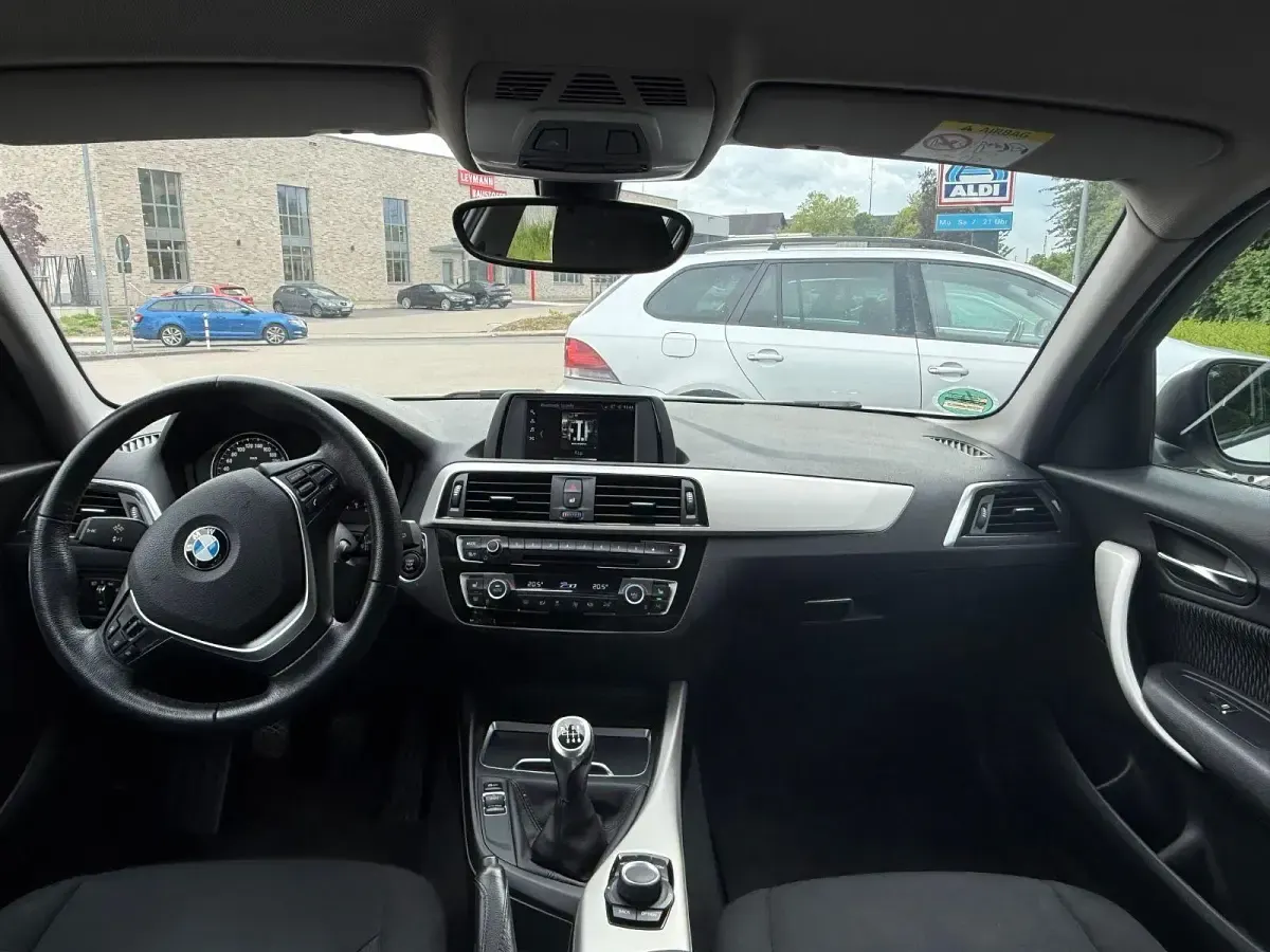 Gebraucht BMW 116 Advantage 116 PS (85 kW) 2017 Weiß Kleinwagen