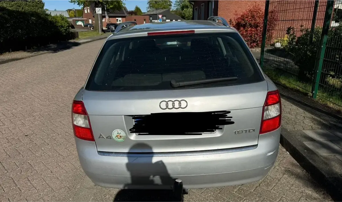 Usata Audi A4 100 CV (73 kW) 2004 Argento Station wagon