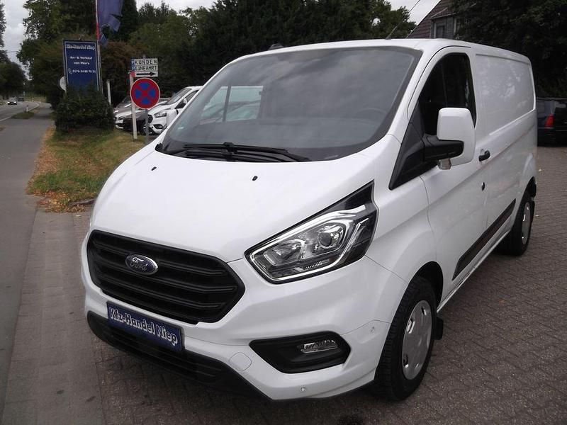 Weiß Gebraucht 2021 Ford Transit Van / Kleinbus | 15.490 € (Superpreis) - Bild 1/4