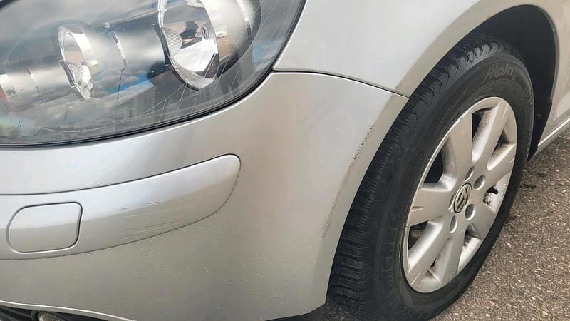 Gebraucht VW Golf V 102 PS (75 kW) 2007 Silber Limousine