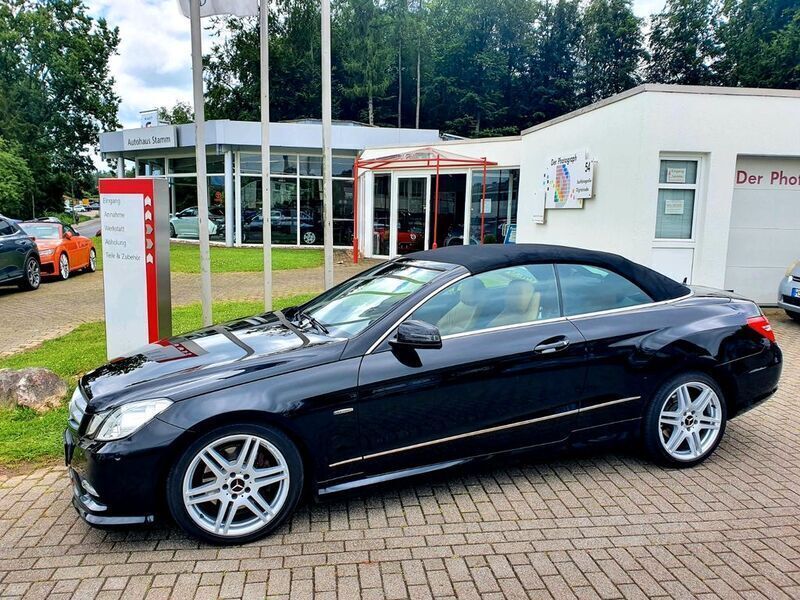 Gebraucht Mercedes E350 Avantgarde 265 PS (194 kW) 2011 Schwarz Cabrio