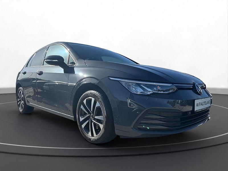 Second-hand VW Golf VIII United 150 CP (110 kW) 2021 Gri Hatchback