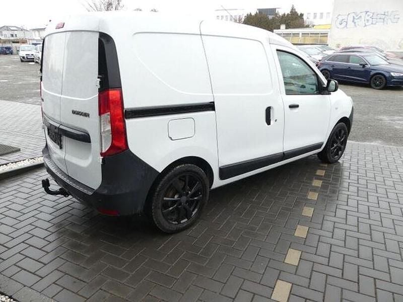 Gebraucht Dacia Dokker Express Ambiance 102 PS (75 kW) 2017 Weiss Van