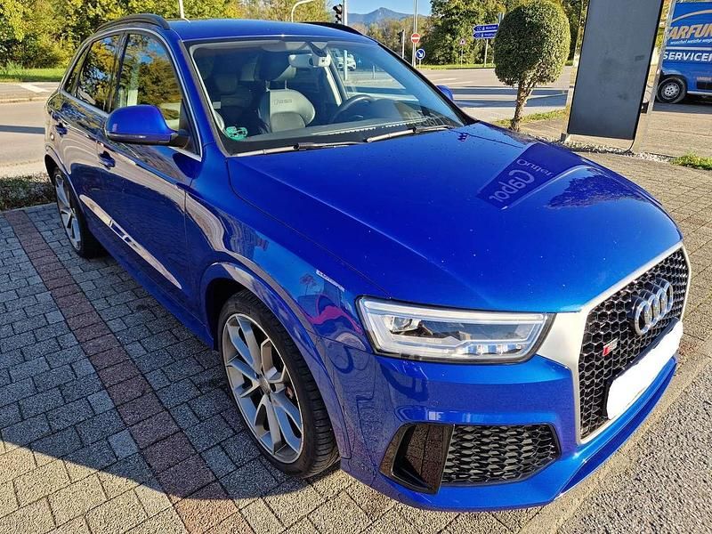 Blau Gebraucht 2015 Audi RS Q3 SUV | 23.990 € (Guter Preis) - Bild 1/4