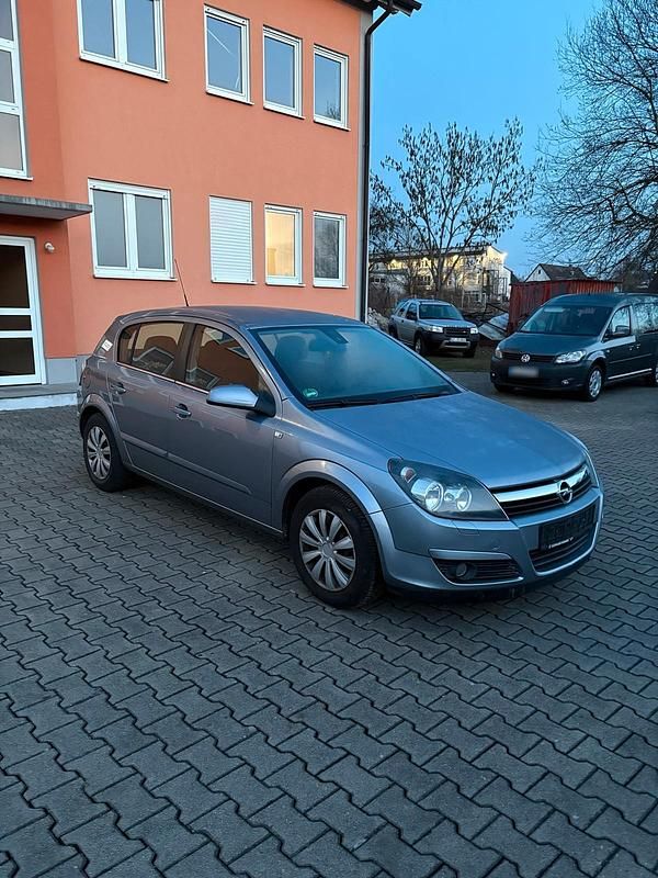 Gebraucht Opel Astra 105 PS (77 kW) 2004 Grau Kleinwagen