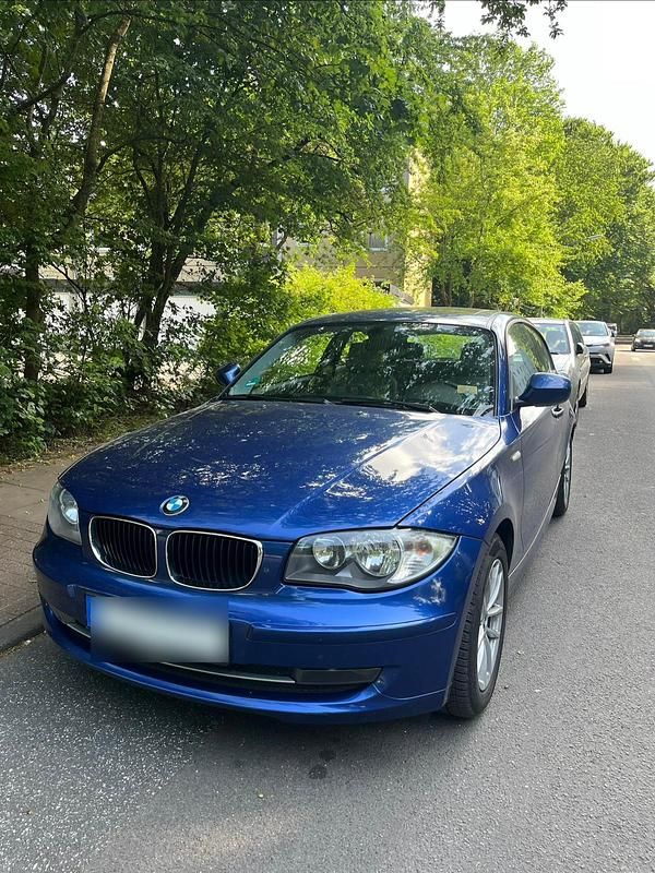 Gebraucht BMW 118 Coupé 143 PS (105 kW) 2010 Blau Coupé
