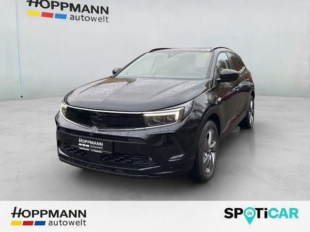 Lackierung schwarz perla nera Gebraucht 2024 Opel Grandland X SUV | 27.880 € (Fairer Preis) - Bild 1/4