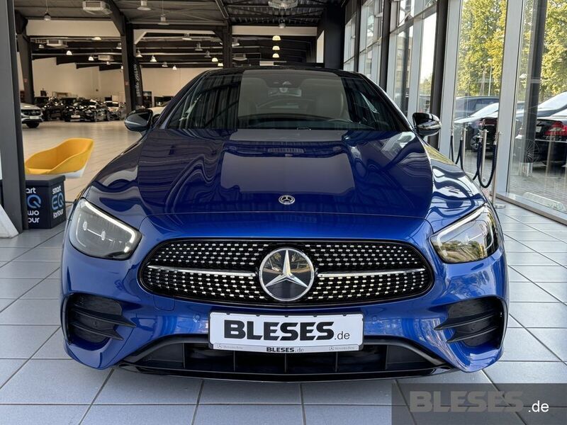 Gebraucht Mercedes E300 AMG 258 PS (189 kW) 2023 Lack spektralblau Coupé
