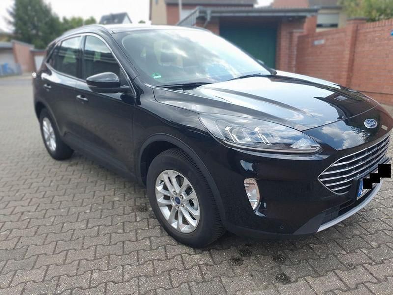 Gebraucht Ford Kuga Titanium 224 PS (164 kW) 2022 Schwarz SUV