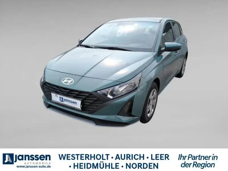 Grün Neu 2025 Hyundai i20 Select Limousine | 18.790 € (Fairer Preis) - Bild 1/1