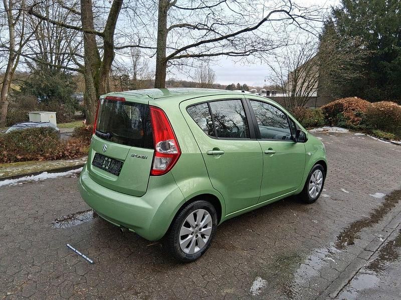 Gebraucht Suzuki Splash Club 86 PS (63 kW) 2008 Grün Kleinwagen