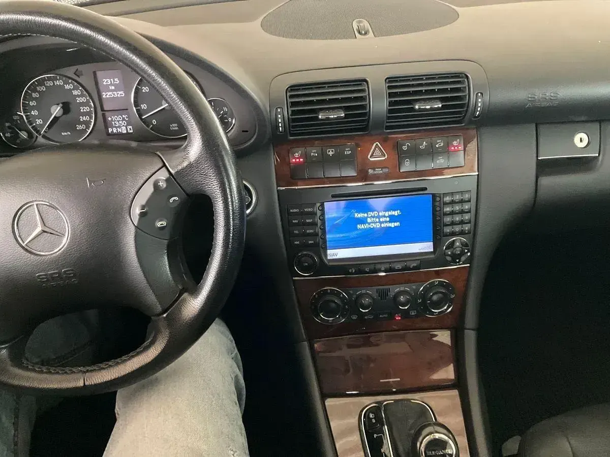 Gebraucht Mercedes C350 272 PS (200 kW) 2007 Silber Limousine