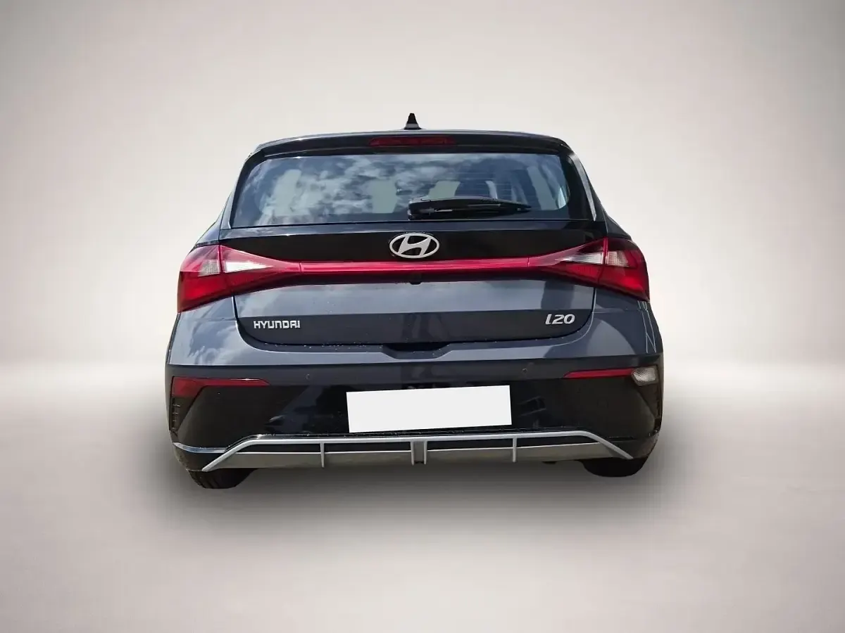 Neu Hyundai i20 90 PS (66 kW) 2026 Grau Kleinwagen